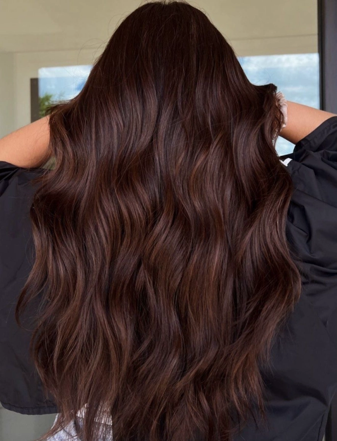 Femme - Coloration, shampoing soin + brushing racines