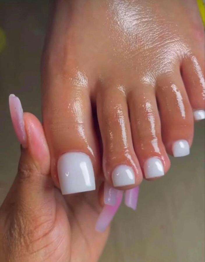 Beauté des pieds + Semi french