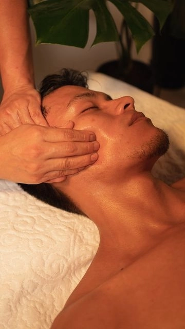 Massage visage anti-stress