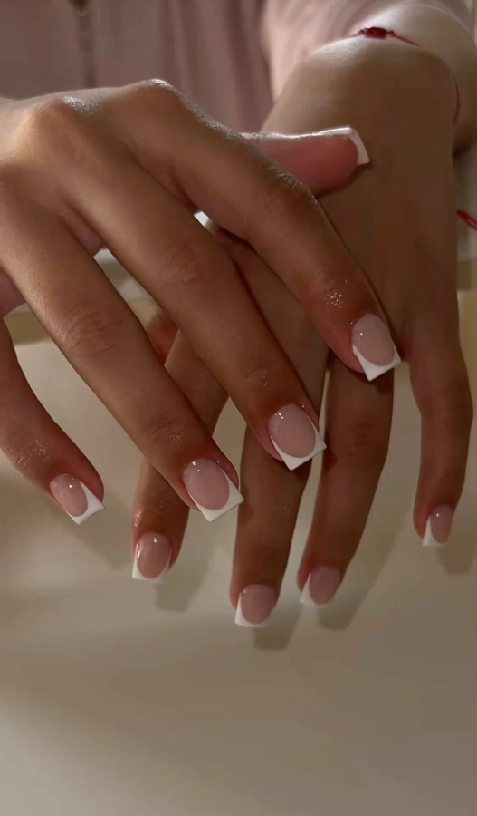 Manucure + vernis classique