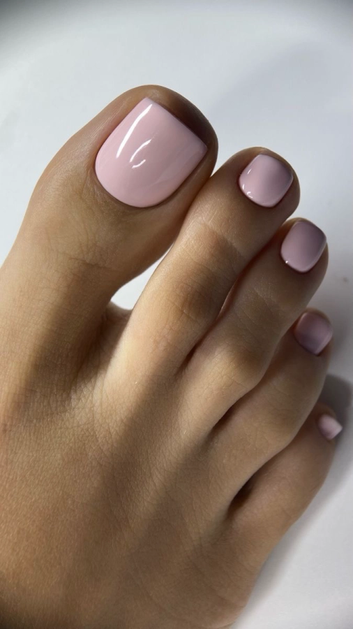 Pose de capsule sur les orteils