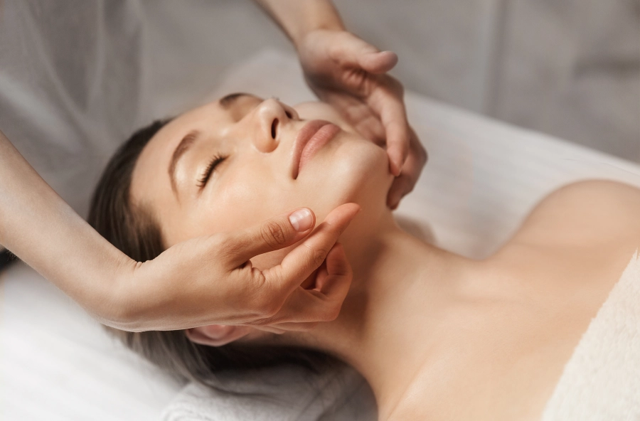 Soin du visage YONKA - HYDRALESSENCE