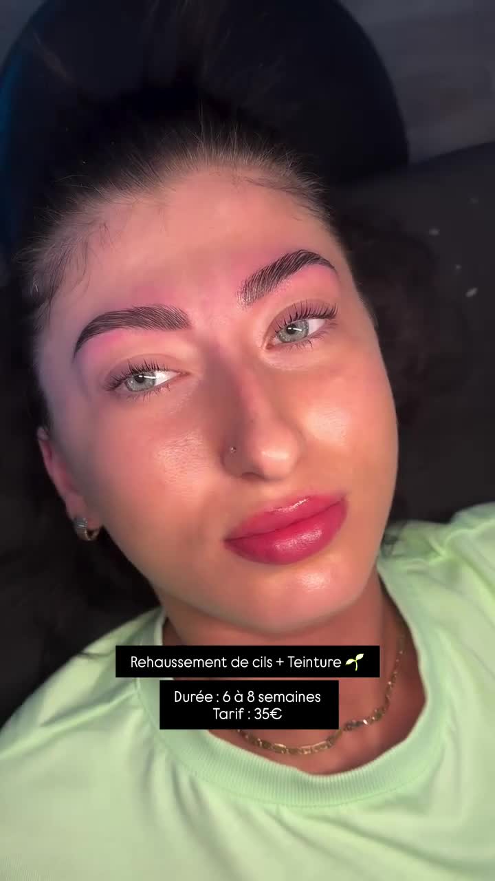 Rehaussement de cils avec teinture