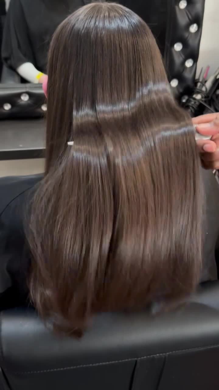 Lissage collagène ( soin réparateur, pour les cheveux tes abimés et cassants )