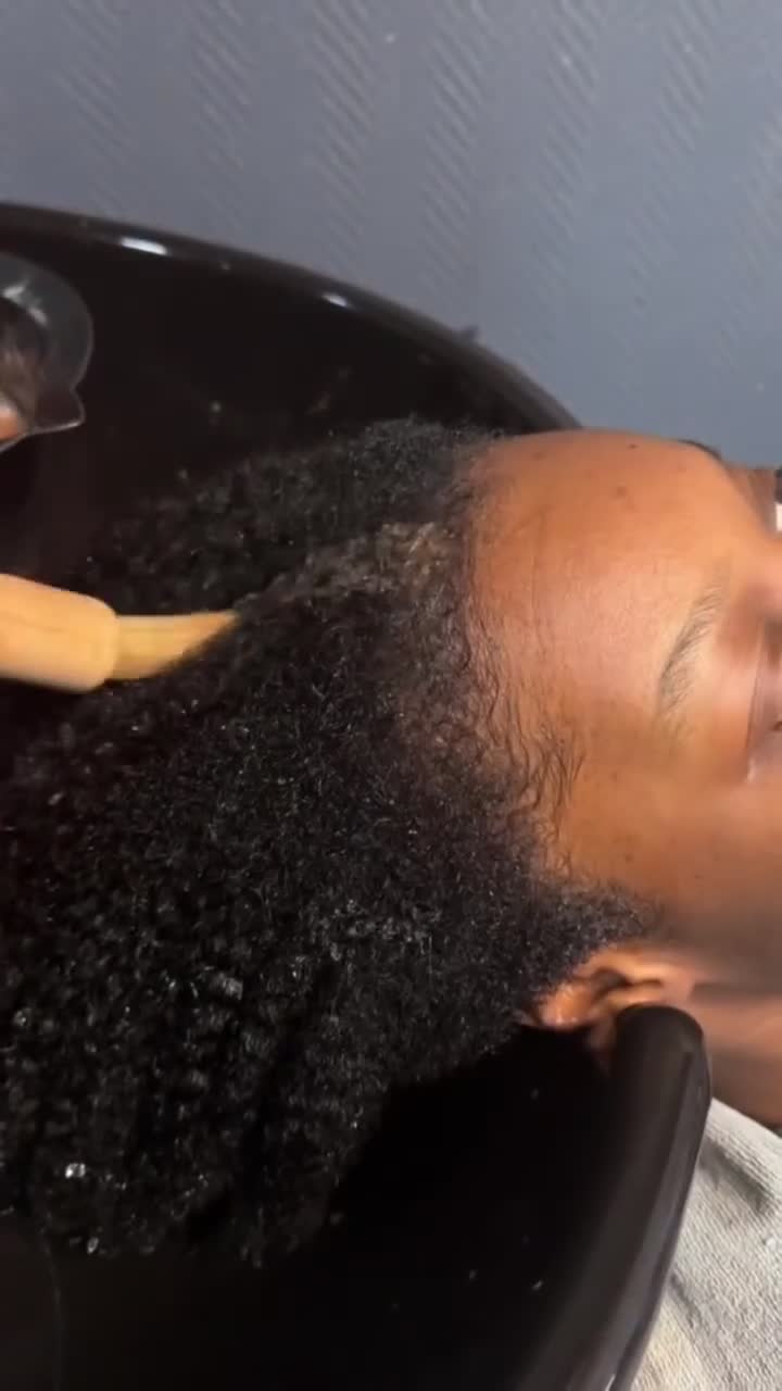 Soin vegan cheveux très très long